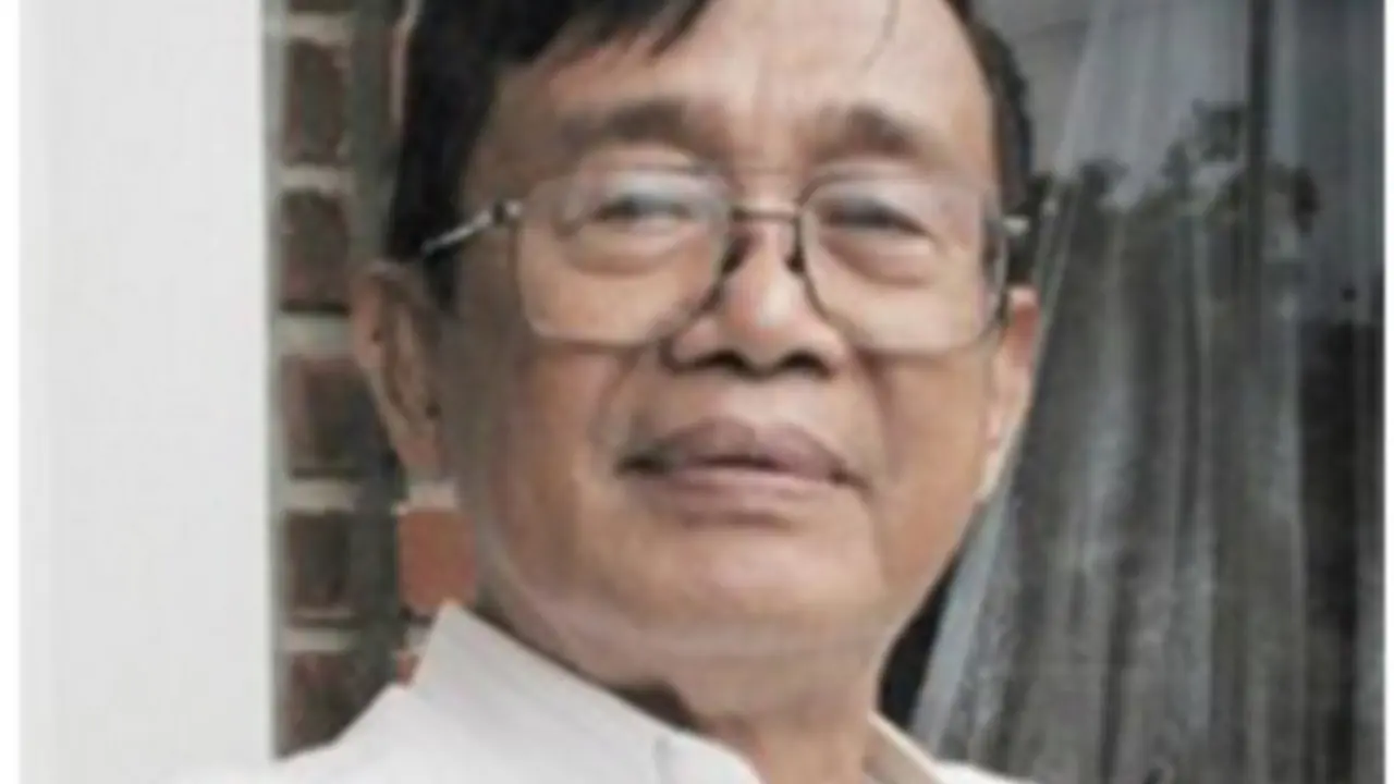 Ajip Rosidi calon suami Nani Wijaya