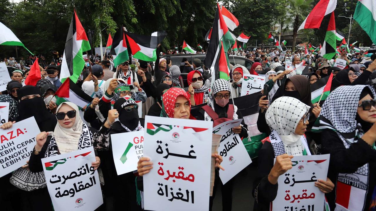 Aksi solidaritas untuk Jalur Gaza di depan Kedupes AS