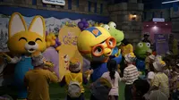 Menjelajah Pororo Park Indonesia Bersama Kukids by Ina Cookies, Dihibur Pororo di Tongtong Theatre