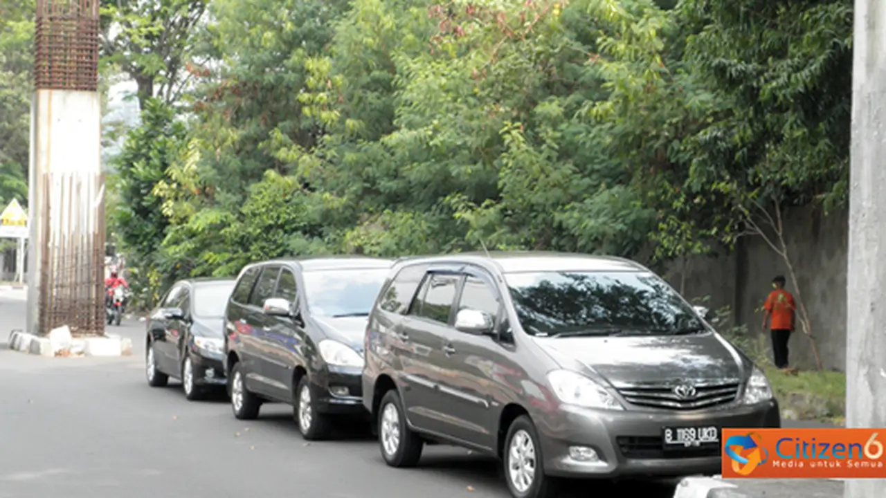 Parkir di Jalur Proyek Monorail