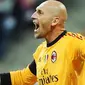 Ekspresi kiper AC Milan Christian Abbiati pada partai Audi Cup melawan Bayern Muenchen di Allianz Arena, Munich, 26 Juli 2011. AFP PHOTO/CHRISTOF STACHE