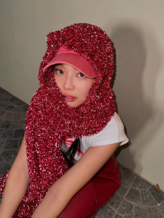 Dukungan Jennie BLACKPINK untuk Korban Kebakaran LA, Caption Haru Membawa Harapan (credit: instagram/jennierubyjane/).