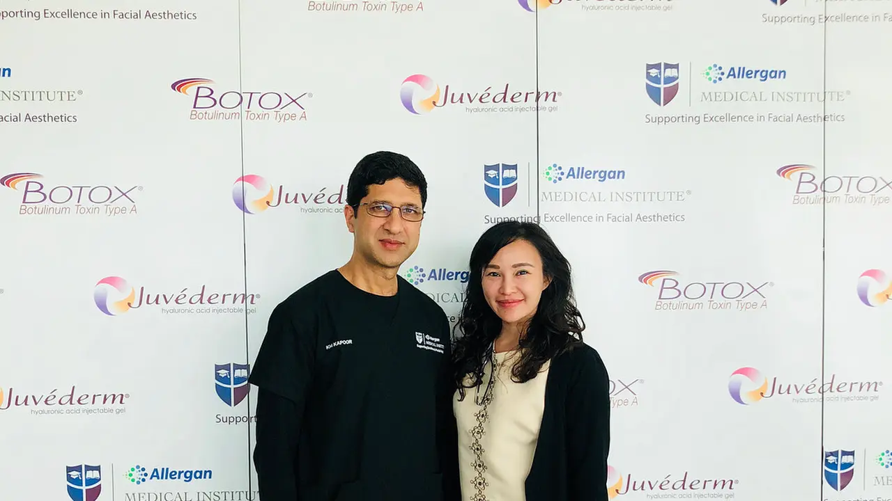 dr. Nina Andriana M.biomed, M.kes, M.hum