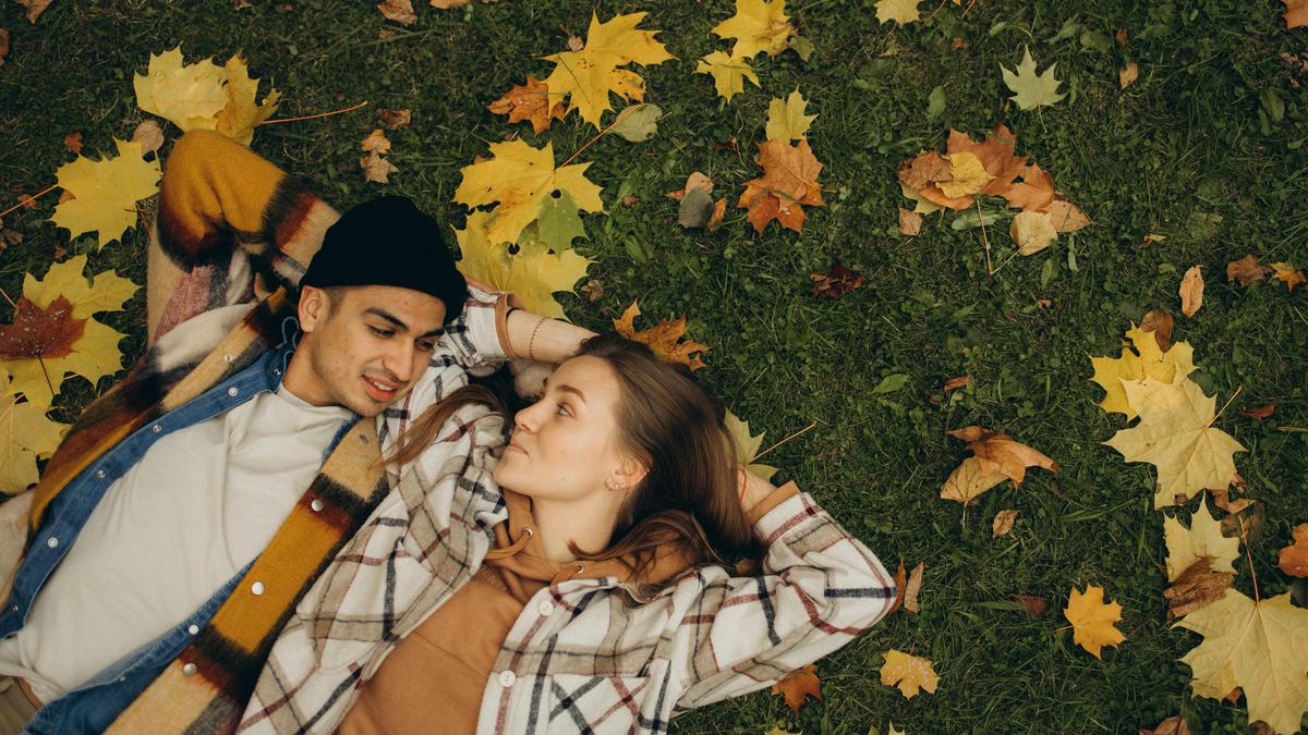 5 Tanda Jelas Bahwa Kamu Memiliki Anxious Attachment Style