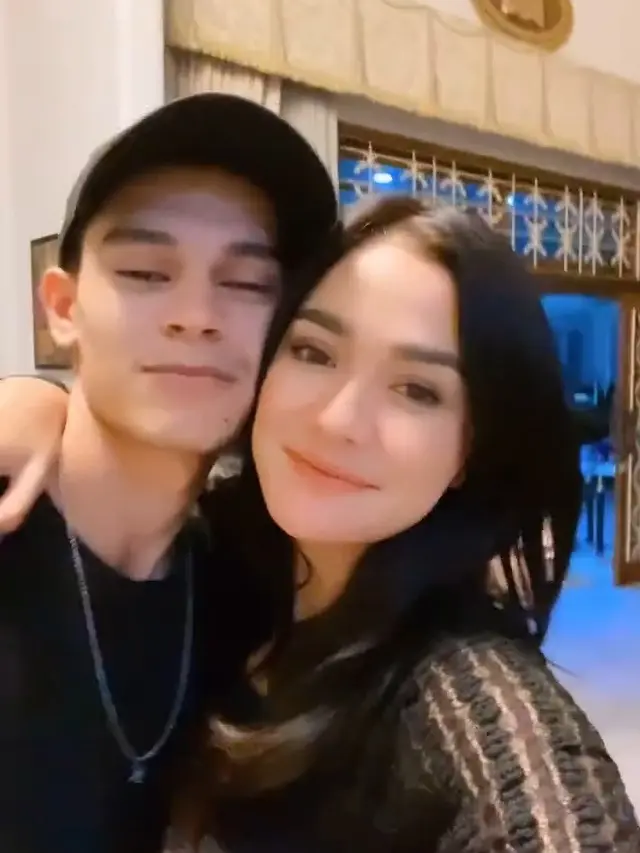 Momen hari terakhir Toby Armstrong syuting Asmara 2 Dunia (Foto: Instagram @andiannsyah)