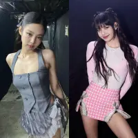 Lisa dan Jennie BLACKPINK kompak membagikan keseruan mereka selama konser di Jakarta. [Foto: IG/jennierubyjane].