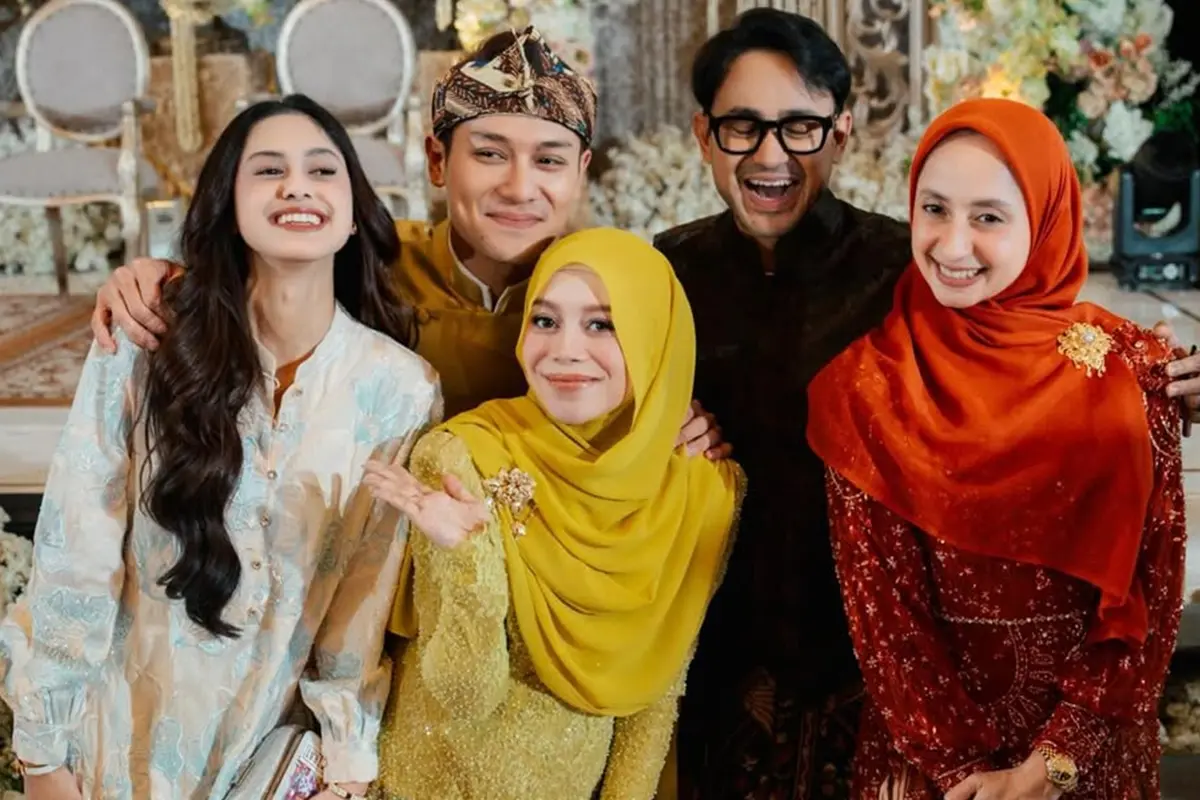 11 Potret Artis di 7 Bulanan Kehamilan Ketiga Lesti Kejora, Bertabur Bintang