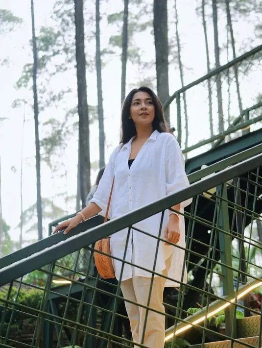 (Instagram/dindakirana.s)