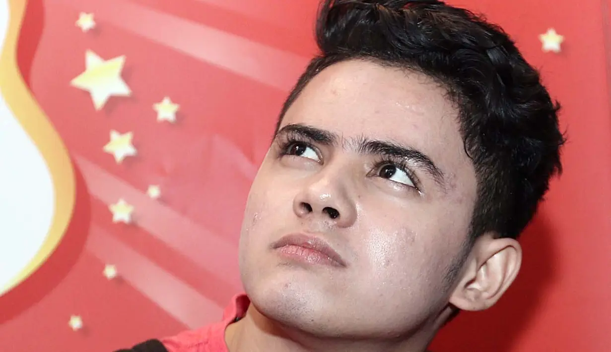 Sejak sinetron itu selesai sekitar setahun silam, Ali mulai kangen kebersamaannya di sinteron yang melambungkan namanya tersebut. Termasuk dengan Prilly yang menjadi teman akrabnya saat membintangi sinetron tersebut. (Deki Prayoga/Bintang.com)