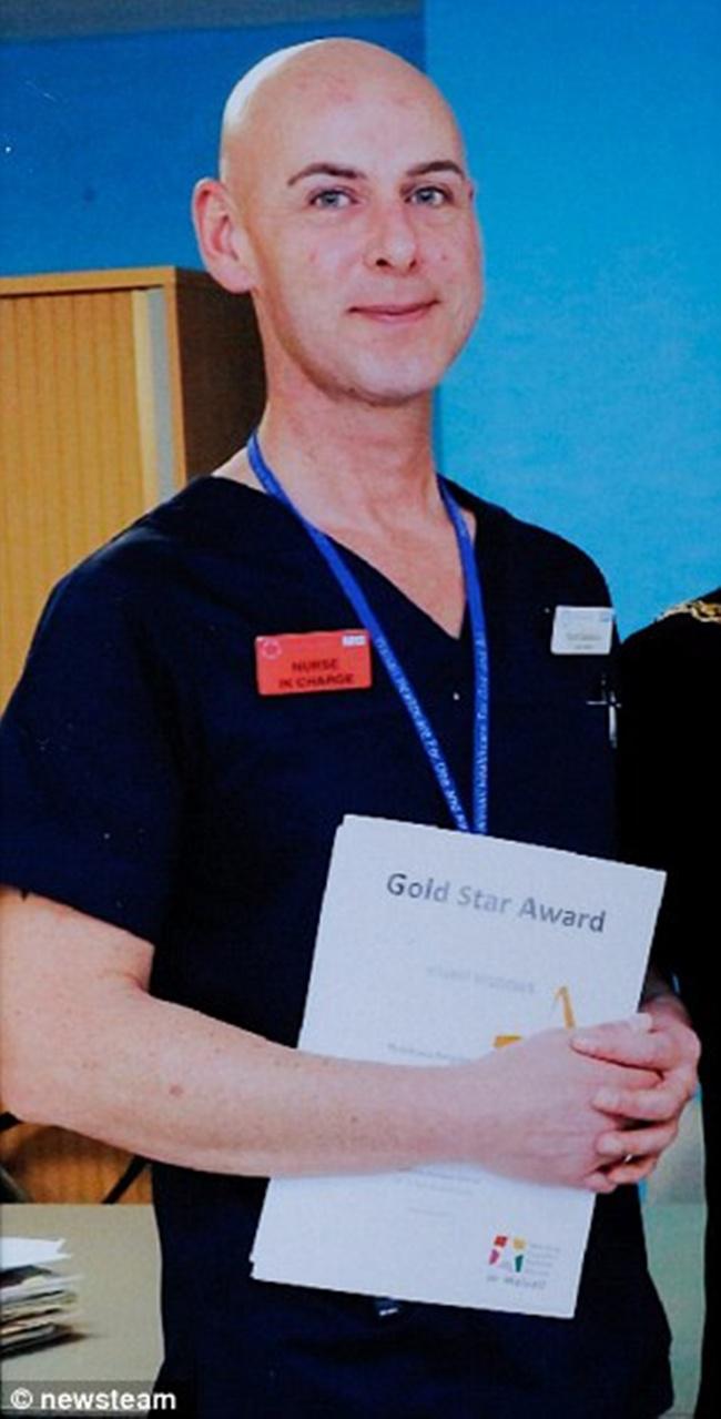 Stuart Beddows, perawat yang menakhiri hidup karenan beban kerja terlalu berat | Photo: Copyright dailymail.co.uk