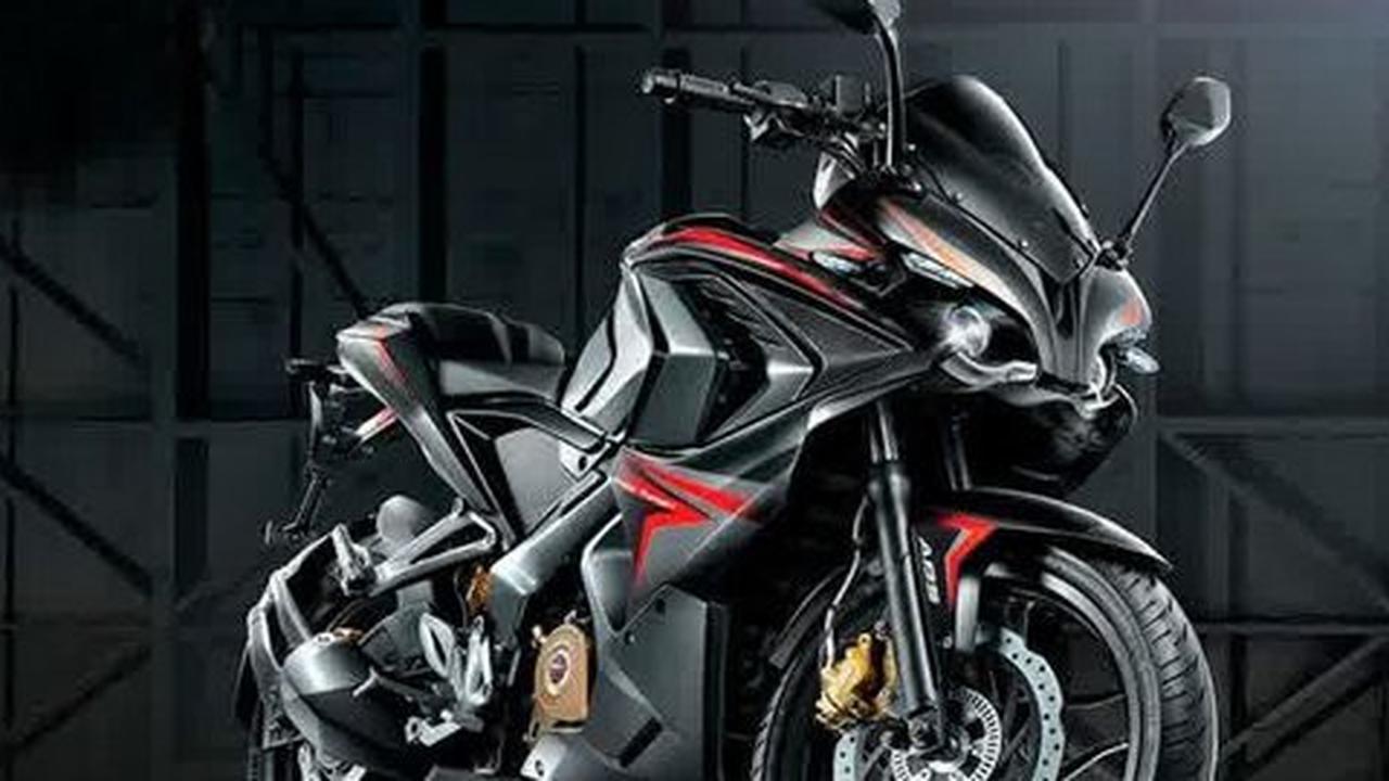 Harga Bajaj Pulsar RS200 Demon Black 2016 bikin melongo!