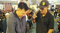 Fredy Chandra, Pria Pekalongan yang membiayai perjalanan guru-gurunya ke luar negeri. (Liputan6.com/Fajar Eko Nugroho)