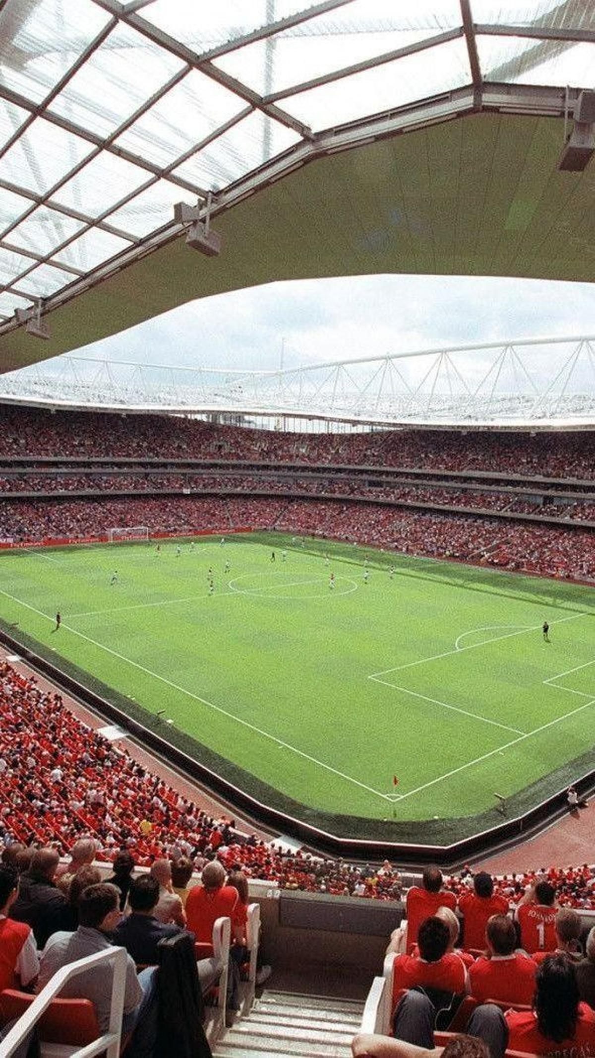 2. Emirates Stadium (Arsenal)
