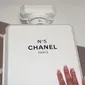 Chanel ditertawakan menjual kalender advent karena isinya tak sebanding dengan harganya (dok.Instagram/@elise_harmon/https://www.instagram.com/p/CXBvPPDF35p/Komarudin)