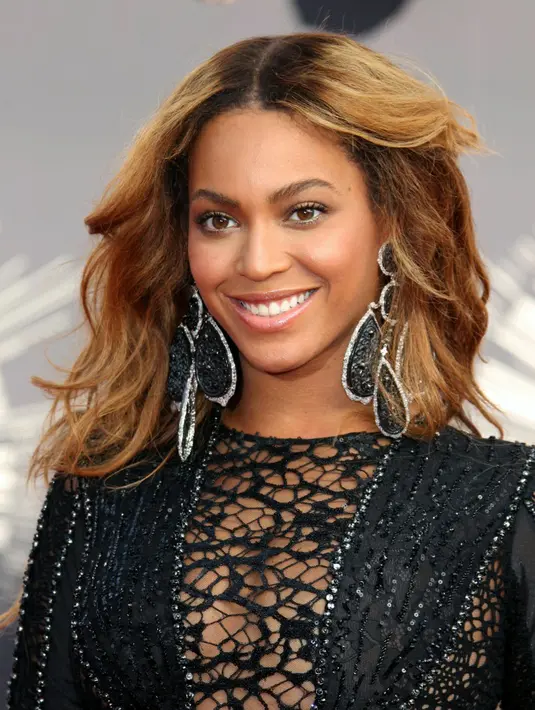 Beyonce kembali menghebohkan publik soal usianya yang sebenarnya. Selama ini Beyonce diketahui berusia 34 tahun.  (Bintang/EPA)