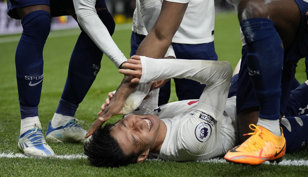 Menariknya, tidak ada gol penalti dari torehan 21 gol Son di Liga Inggris musim ini. Ia hanya mencetak gol dengan kaki kanan, kaki kiri, dan sundulan. (AP/Matt Dunham)