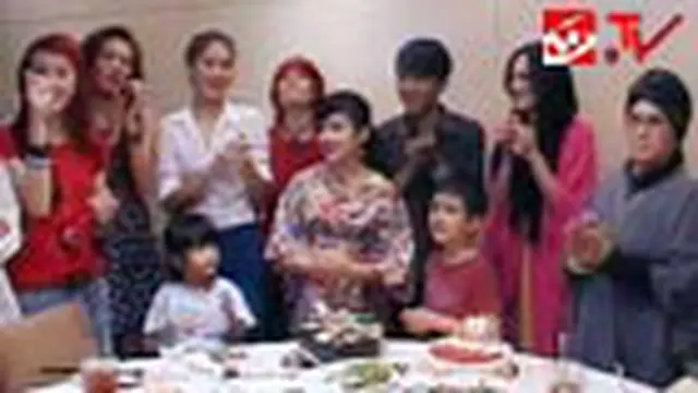 Mulan Jameela Rayakan Hari Jadi ke-32