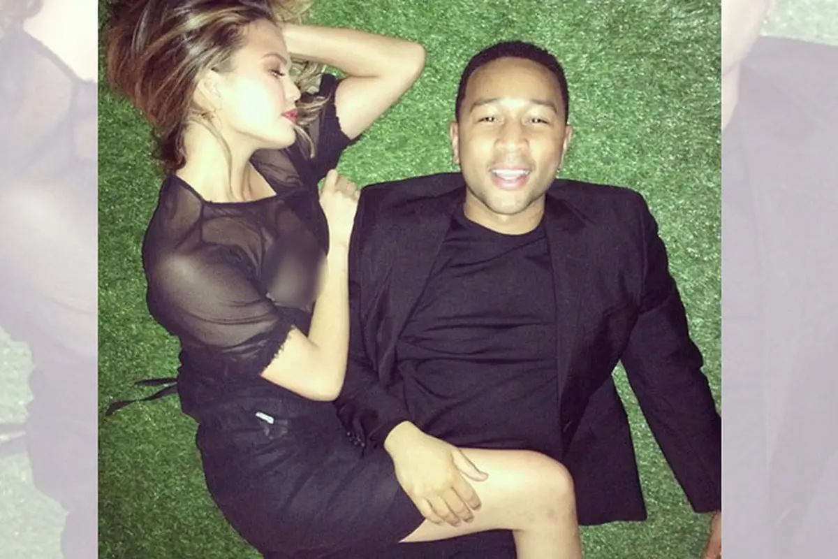Chrissy Teigen dan John Legend