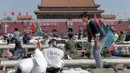 19 Mei 1989, sejumlah mahasiswa terus melakukan aksi di Lapangan Tiananmen, Tiongkok. (AFP PHOTO/CATHERINE Henriette)