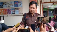 Tim JPU Kejari Kota Batu, Yogi Sudharsono, usai sidang lanjutan perkara SPI Kota Batu di PN Kota Malang pada Rabu, 10 Agustus 2022 (Liputan6.com/Zainul Arifin)