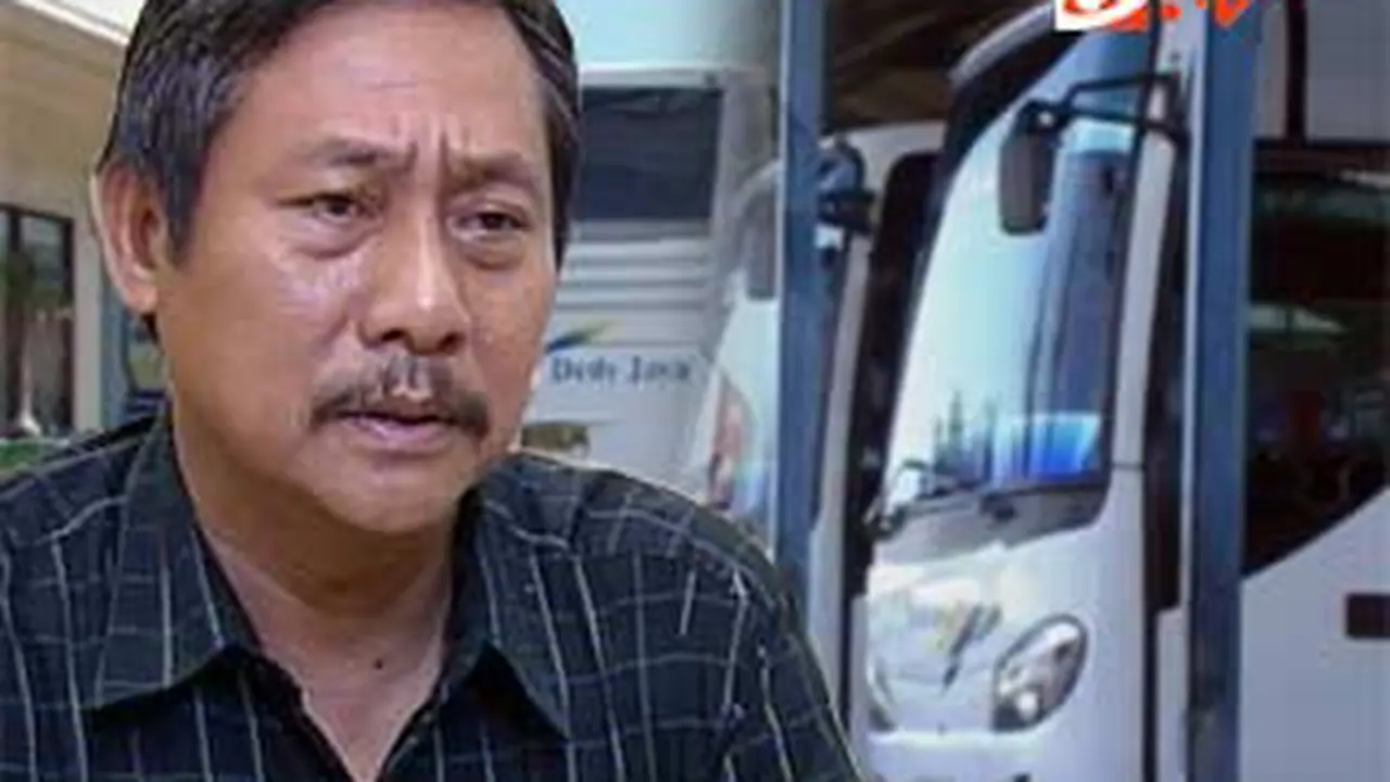 100521bjuragan-bus.jpg