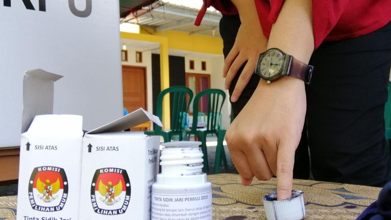 Petugas Kelurahan di Garut Diduga Paksa Warga Pilih Paslon Pilkada, Ini Modusnya