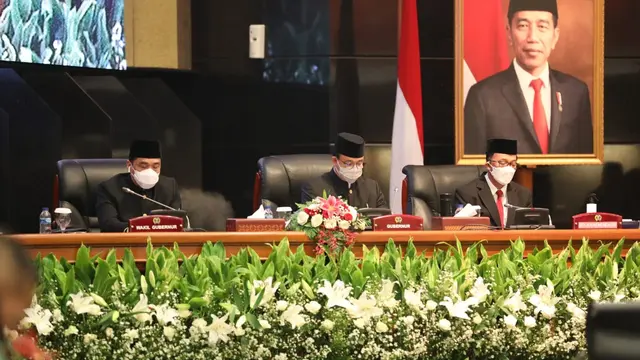 Tantangan Tingkat Pengangguran dan Kemiskinan