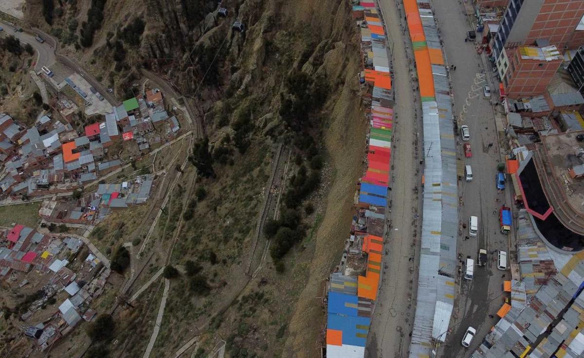 Ngerinya 'Rumah Bunuh Diri' Dihuni Para Dukun Bolivia