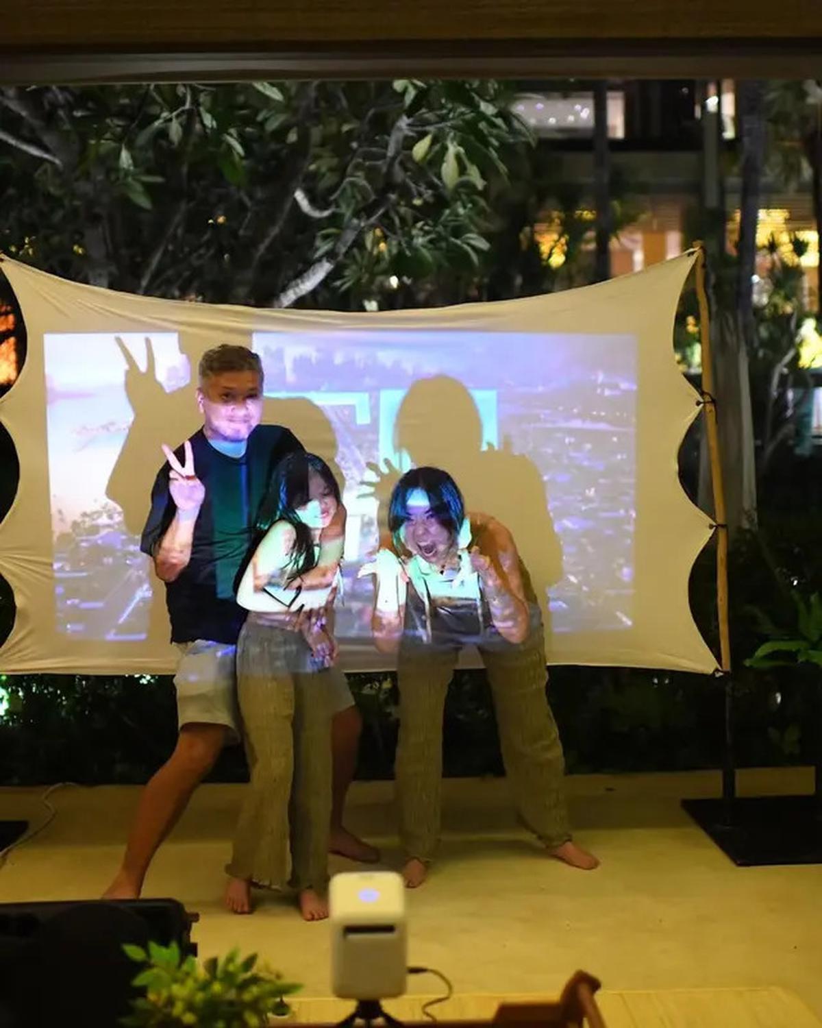 7 Potret Gading dan Gisel Camping Bareng Gempi, Tetap Didoakan Balikan