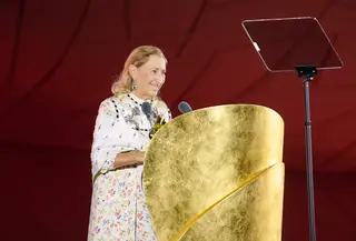 Intip cerita Miuccia Prada pertahankan legasi bisnis fashion keluarga yang jadi ikon global (Prada)