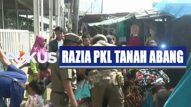 Razia sengaja digelar menyusul banyaknya pedagang yang kembali menguasai trotoar jalan untuk berjualan.