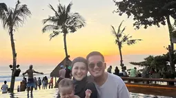 Menikah sejak 7 Februari 2021 dengan Adhi Permana, saat ini Kesha Ratuliu sudah dikaruniai seorang putra. (FOTO: instagram.com/kesharatuliu05/)