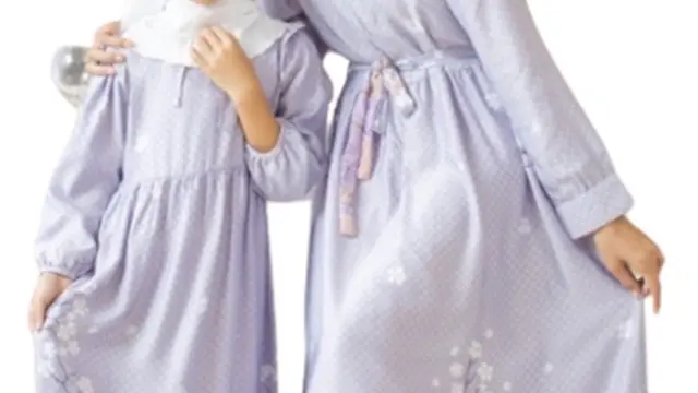 Model Gamis Terbaru Motif Bunga Kombinasi Polos