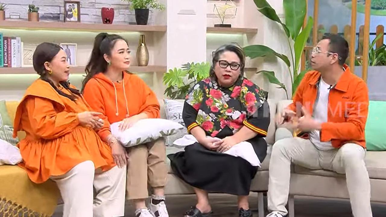 Komedian Nunung Buka Usaha Katering