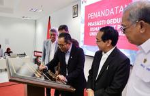 Mendiktisaintek Resmikan Penggunaan Penuh Gedung RS Unhas, Perkuat Layanan Kesehatan Nasional