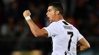 2. Cristiano Ronaldo (Juventus) - 7 Gol (1 Penalti). (AFP/Marco Bertorello)