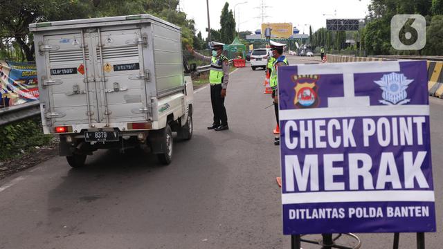 Exit Tol Merak Dijaga Ketat