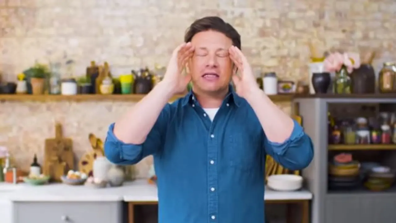 Bangkrut, Chef Selebritas Jamie Oliver Tutup 22 Restoran Miliknya