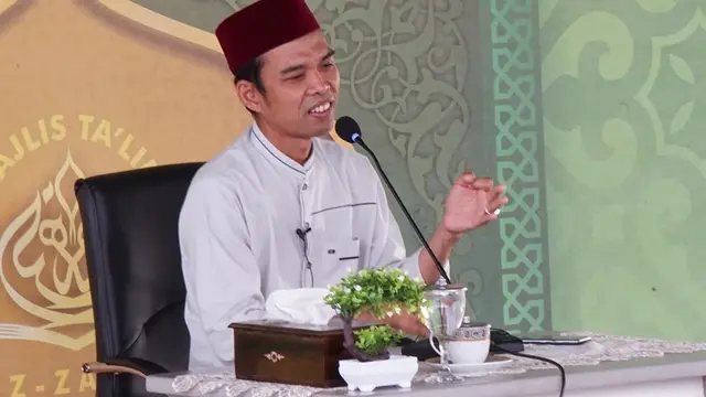 Ustaz Abdul Somad atau karib disapa UAS (https://www.instagram.com/p/CV5K-BnvdgE/))