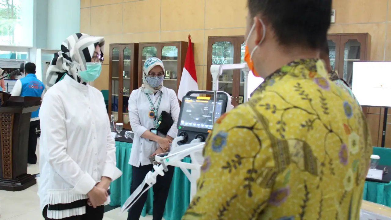 MPMRent salurkan bantuan alat kesehatan senilai Rp500 juta untuk penanggulangan pandemi COVID-19 di kota Tangerang Selatan
