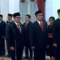 Presiden Joko Widodo (Jokowi) melantik Rektor Universitas Moestopo Paiman Raharjo menjadi Wakil Menteri Desa Pembagunan Daerah Tertinggal dan Transmigrasi (Wamendes PDTT). (Foto: Tangkapan Layar Youtube Sekretariat Presiden)