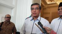 Menteri Ketenagakerjaan Yassierli ditemui usai Executive Breakfast Meeting IKA Fikom Unpad, di Jakarta, Kamis (17/6/2025). (Foto: Liputan6.com/Arief RH)