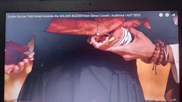 Tidak Cuma Memberikan Golden Buzzer, Juri America's Got Talent 2023 yang Terkenal Galak, Simon Cowell, Memperlakukan Putri Ariani Seperti Ini yang Bikin Warganet Terenyuh