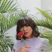 Mulai dari Marion Jola hingga Putri Marino, berikut inspirasi warna sweater yang cocok untuk kulit sawo matang. @lalamarionmj