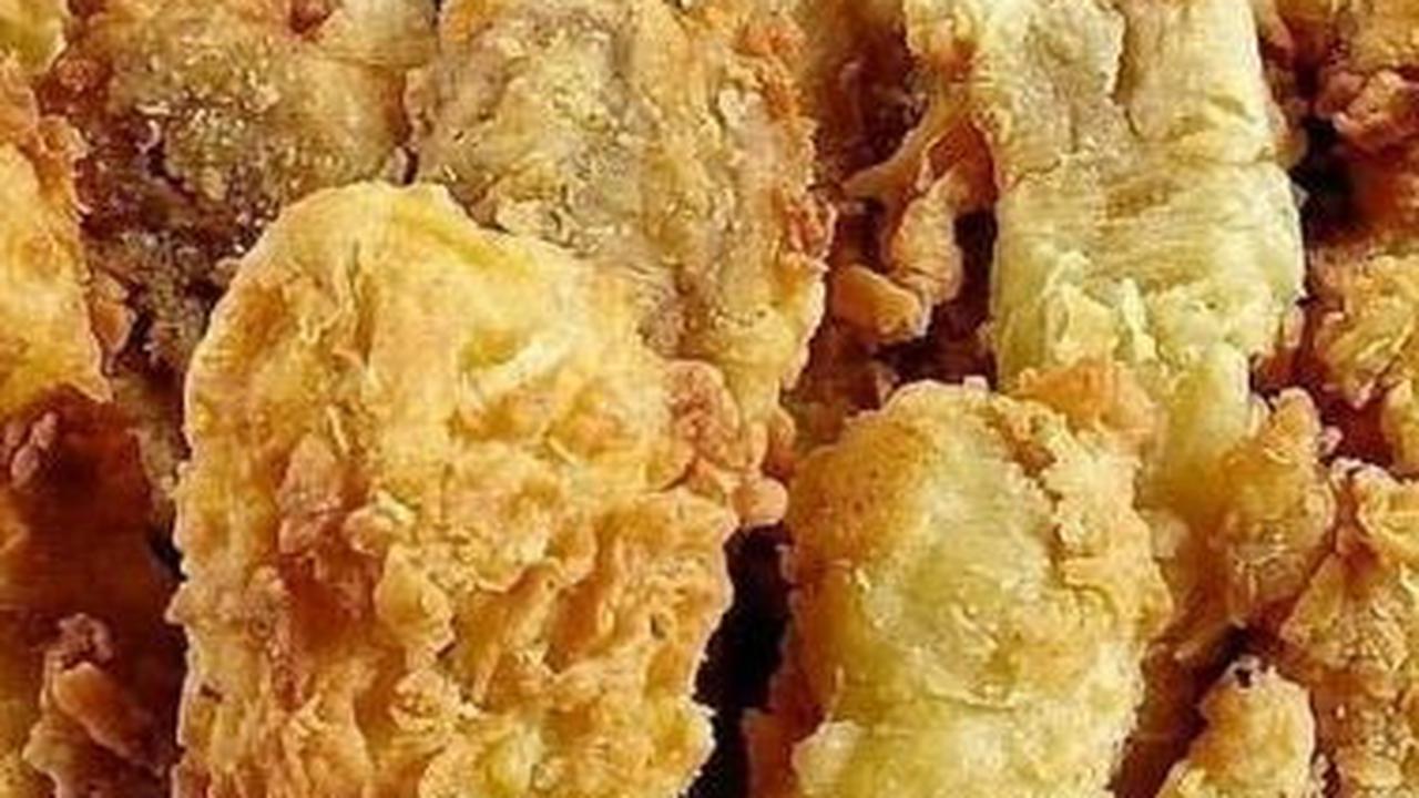 4. Pisang Goreng