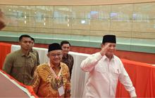 VIDEO: Prabowo Beri Kado Spesial ke Guru "Gaji Naik hingga Biaya Pendidikan S1 Gratis"