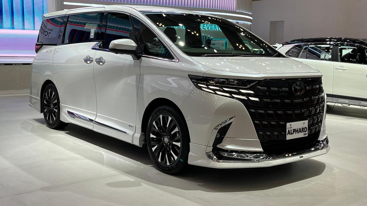 Innova Zenix Kuasai Pasar Mobil Hybrid, Santa Fe Tebas CR-V e:HEV