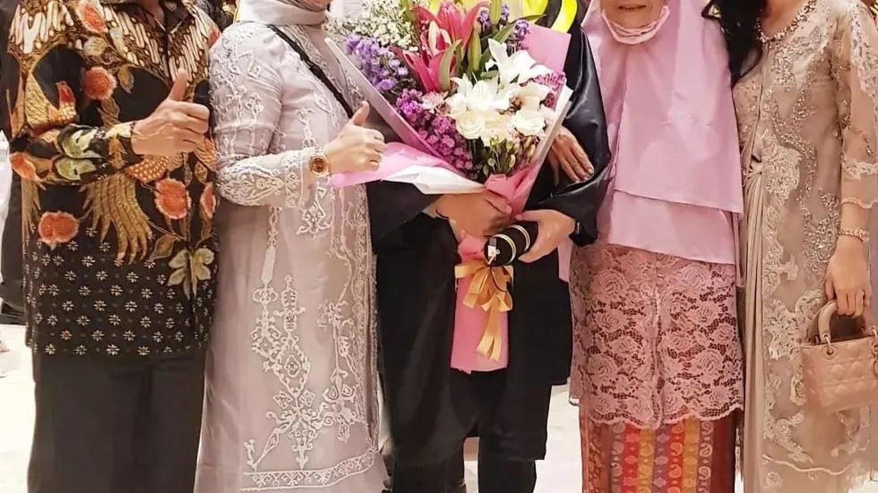 Kebersamaan Febby Rastanty dan Drajat Djumantara yang Jarang Tersorot, Baru Saja Tunangan - Bakal Jadi Ibu Bhayangkari