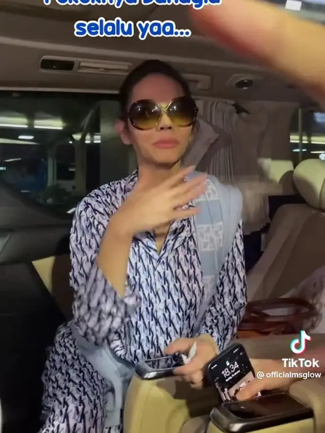 Bunda Corla Tiba di Tanah Air