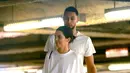 Sebelumnya Kendall Jenner dan Ben Simmons pun terlihat berbelanja bersama di Beverly Hills pada 10 Juni lalu. (CelebMafia)